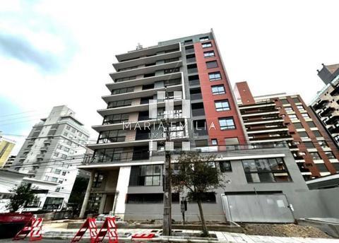 Apartamento à venda em Florianópolis, Centro, com 2 suítes, com 152 m²
